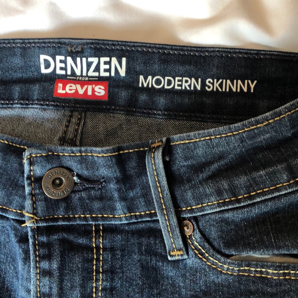 Denizen Levi’s modern skinny jeans
